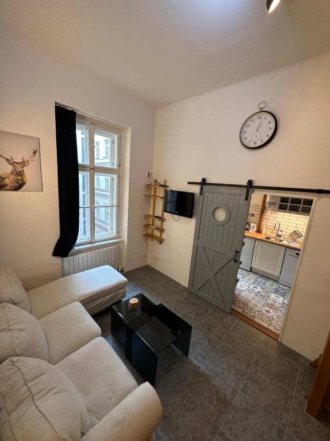 Cozy New Loft Apartment Praga Zewnętrze zdjęcie