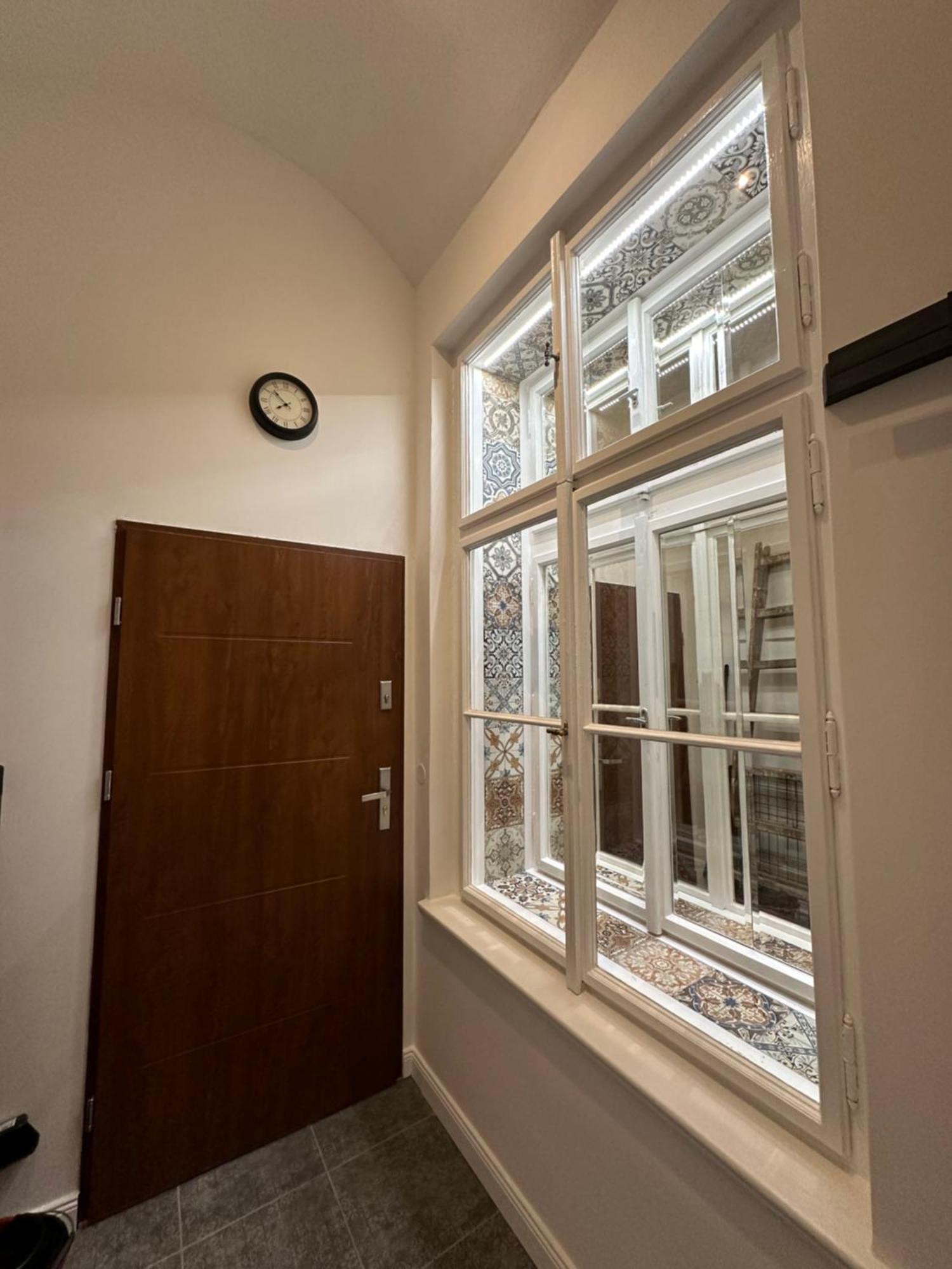 Cozy New Loft Apartment Praga Zewnętrze zdjęcie