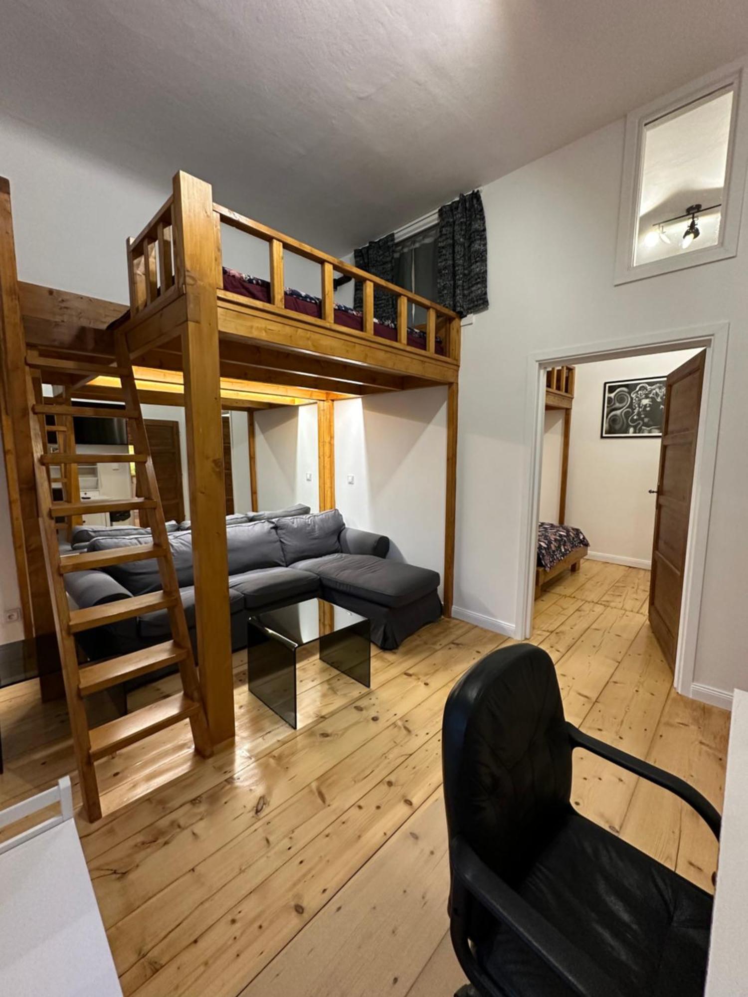 Cozy New Loft Apartment Praga Zewnętrze zdjęcie