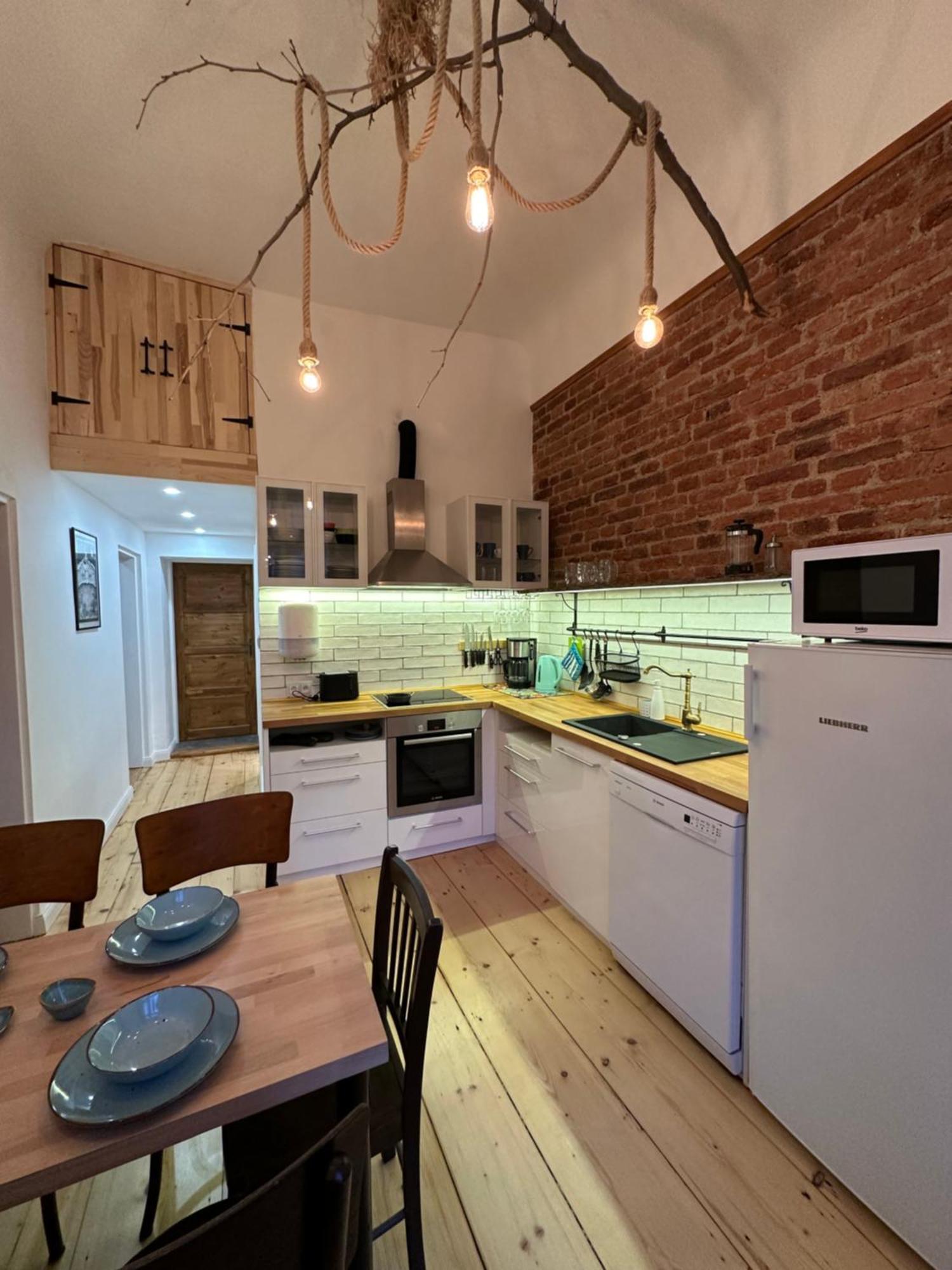Cozy New Loft Apartment Praga Zewnętrze zdjęcie