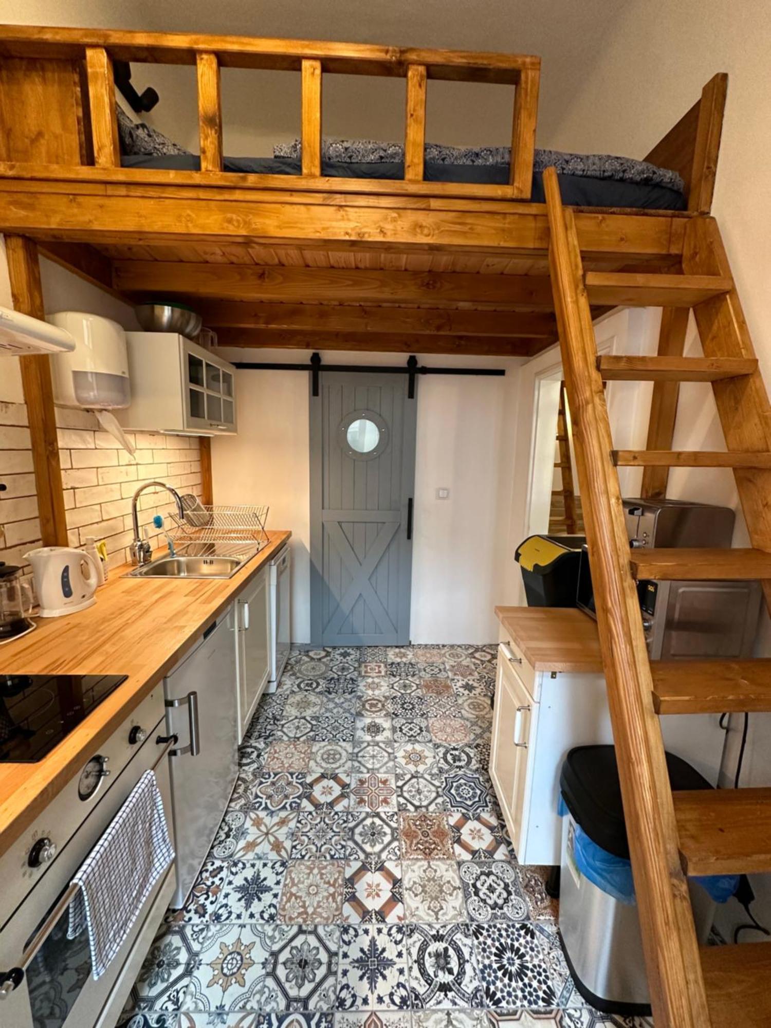 Cozy New Loft Apartment Praga Zewnętrze zdjęcie